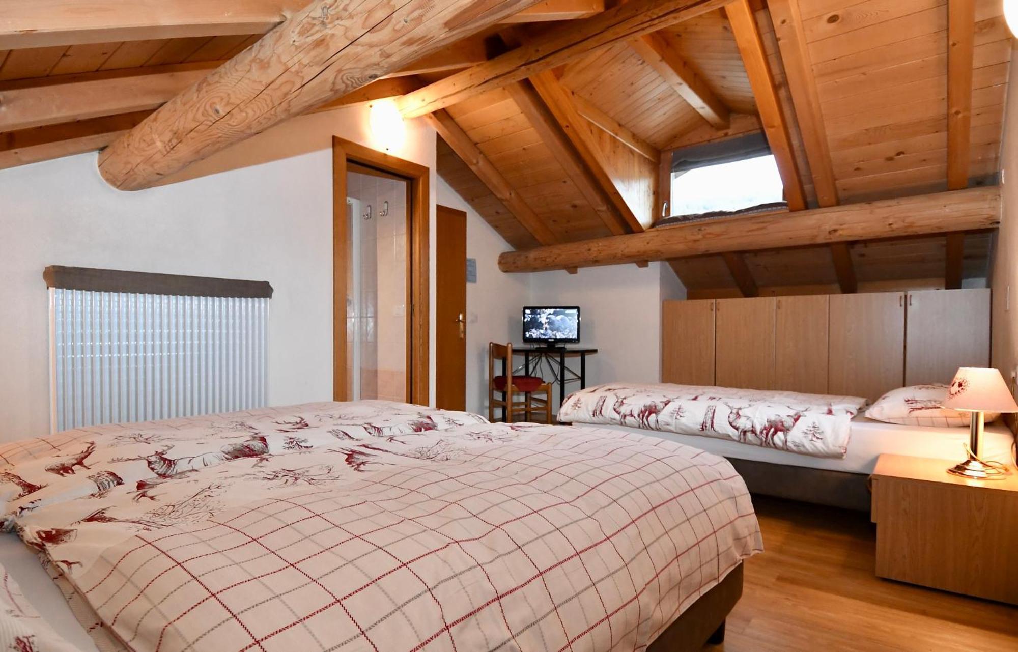 Casa Erica Apartments Ливиньо Екстериор снимка