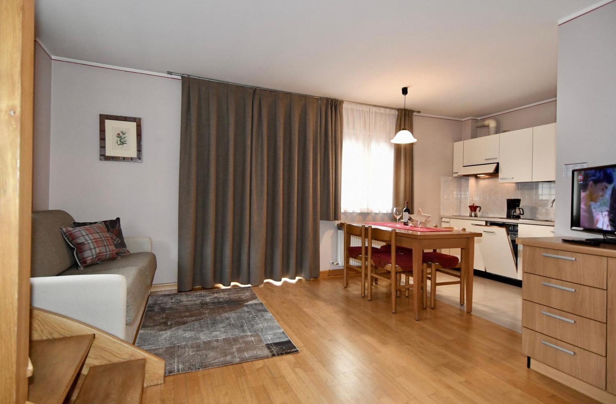 Casa Erica Apartments Ливиньо Екстериор снимка