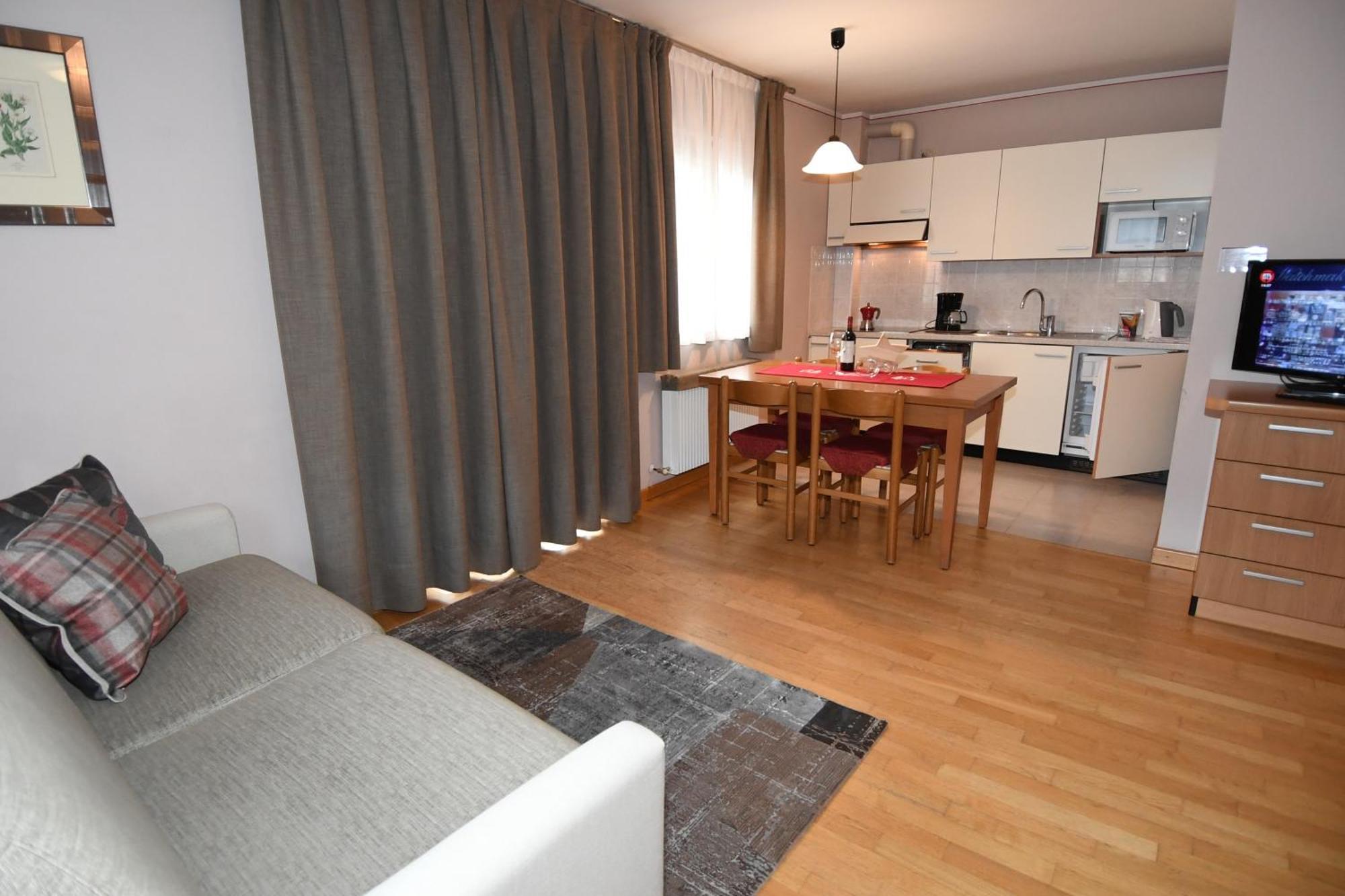Casa Erica Apartments Ливиньо Екстериор снимка