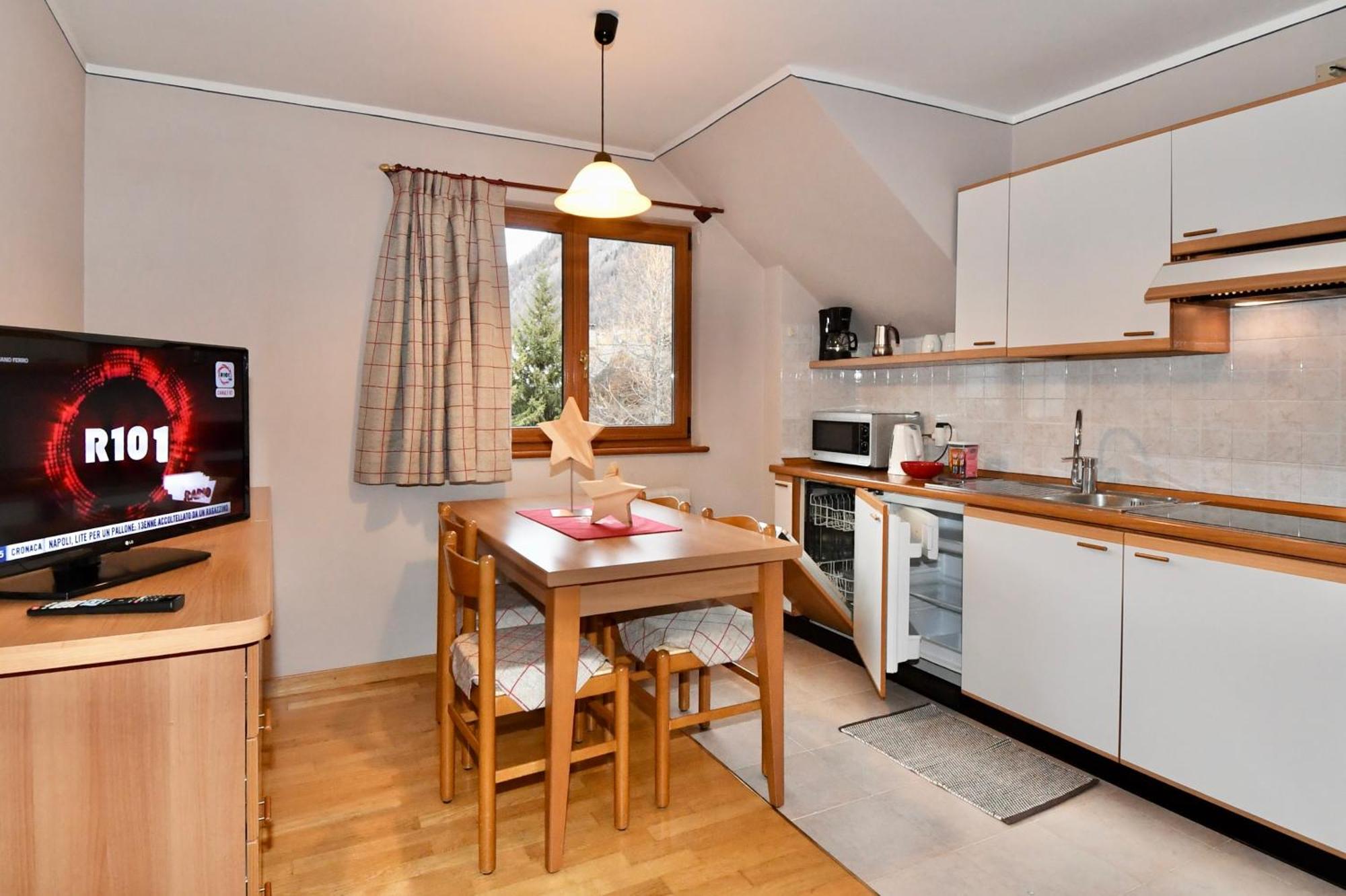 Casa Erica Apartments Ливиньо Екстериор снимка