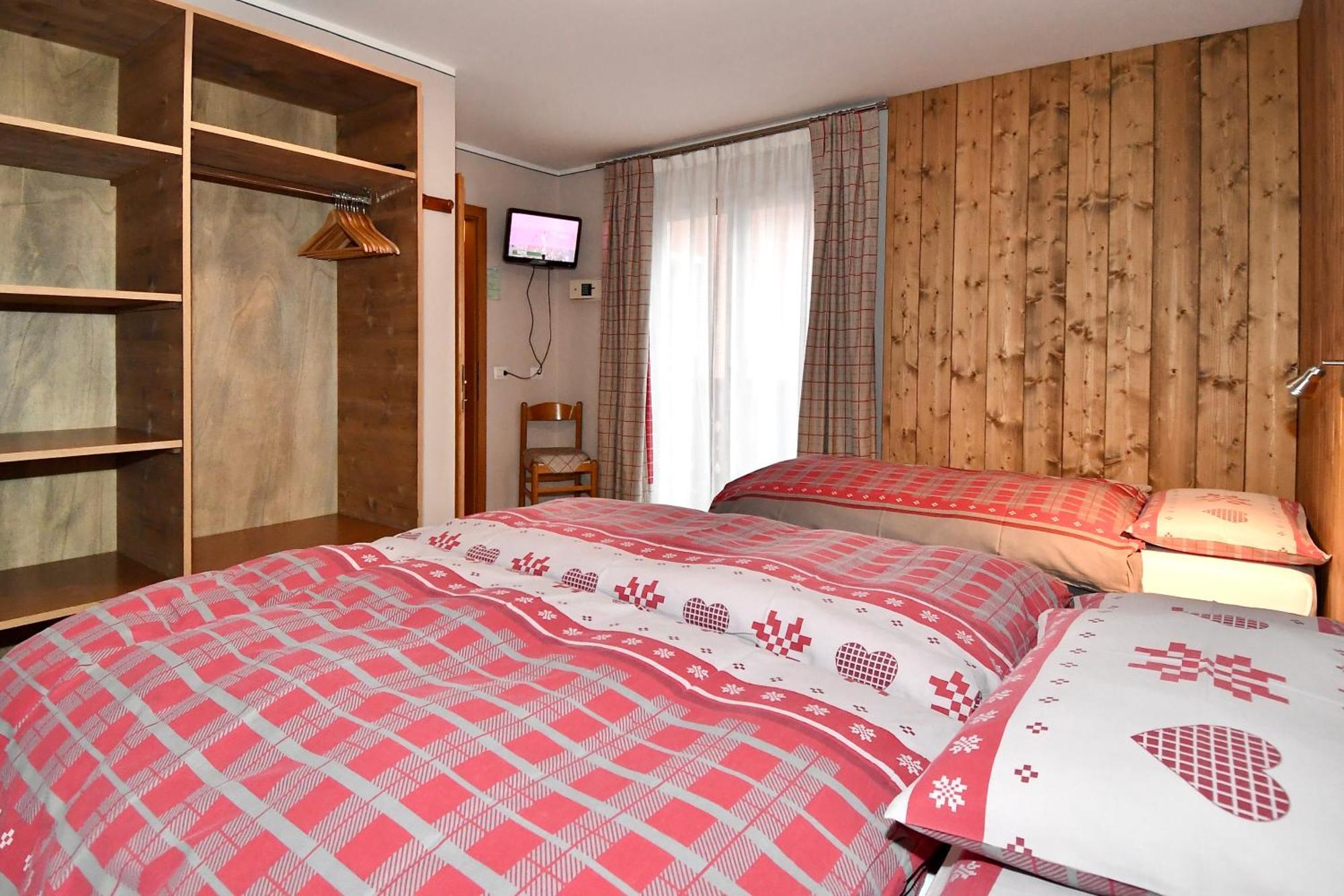 Casa Erica Apartments Ливиньо Екстериор снимка