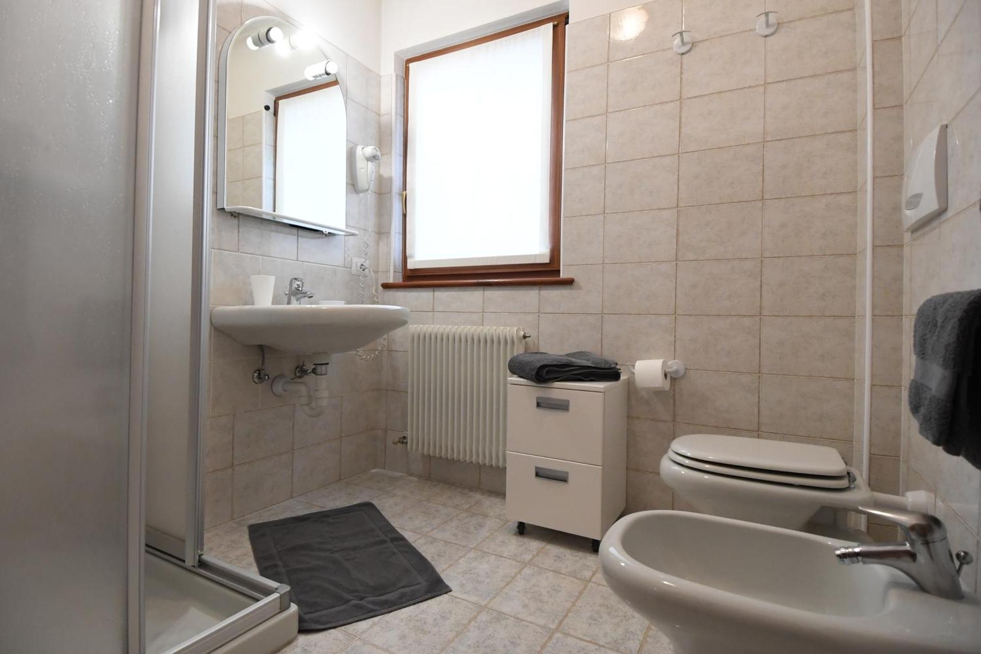 Casa Erica Apartments Ливиньо Екстериор снимка